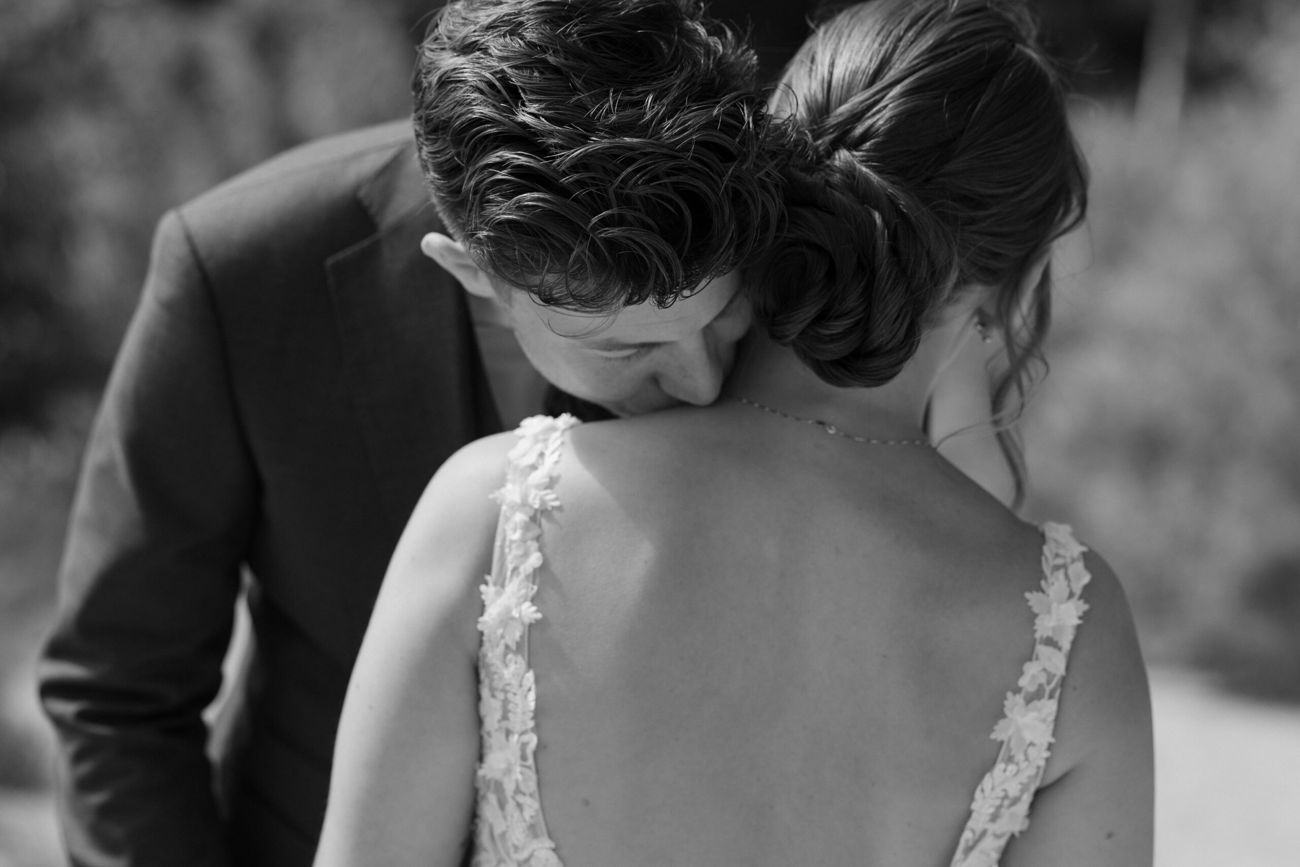 Julia & Nico – ganz viel Gefühl am Neuen Schulauer Fährhaus